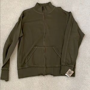 NWT men’s zip up
